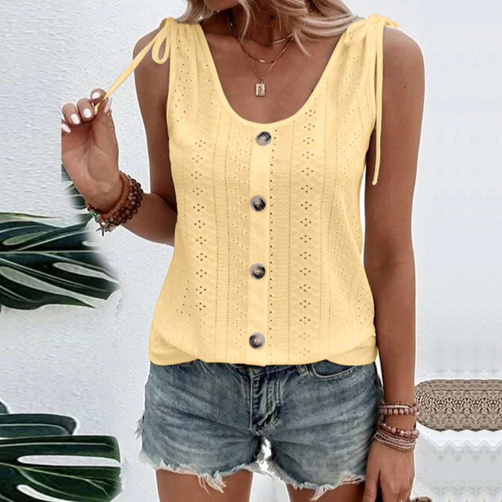 Top Brodé à Boutons – Élyne | Collection Soleil Doux